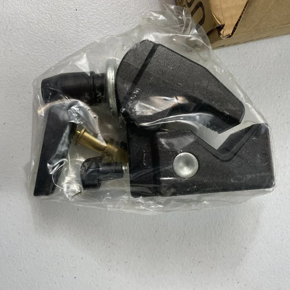 Art. 035 Super Clamp 2900 Black - NEW